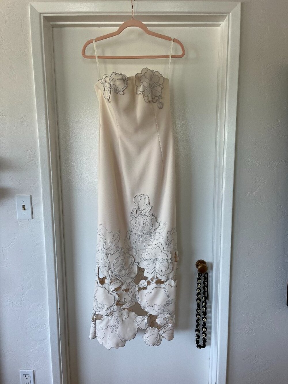 Leo Lin, Rayna Strapless Floral Applique Column Dress in Vanilla